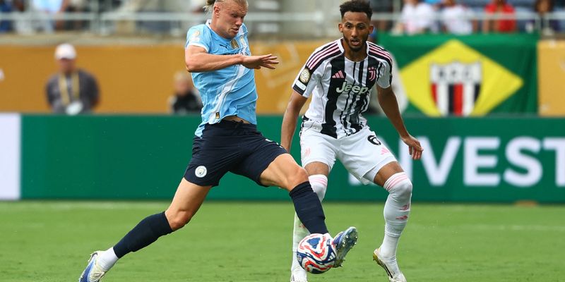 Erling Haaland góp công trong việc Man City thắng Juventus và ghi bàn thắng thứ 300 của mình